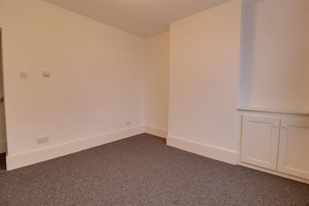 Property photo 3 of 23 Img_6163-Img_6165.Jpg