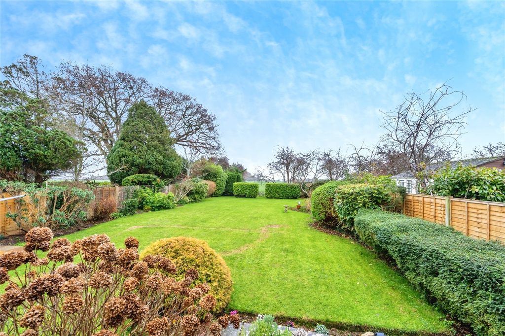 Property photo 3 of 19 Picture No. 10