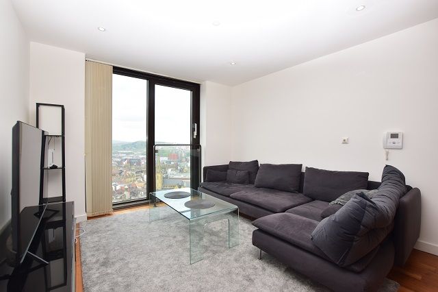 Property photo 1 of 9