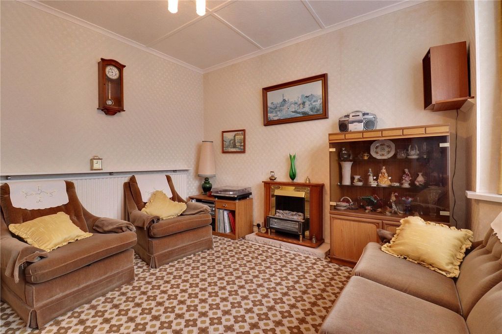 Property photo 3 of 16 Picture No. 18