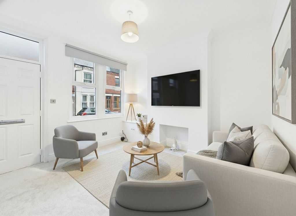 Property photo 1 of 16 Lounge (Virtually Furnished)