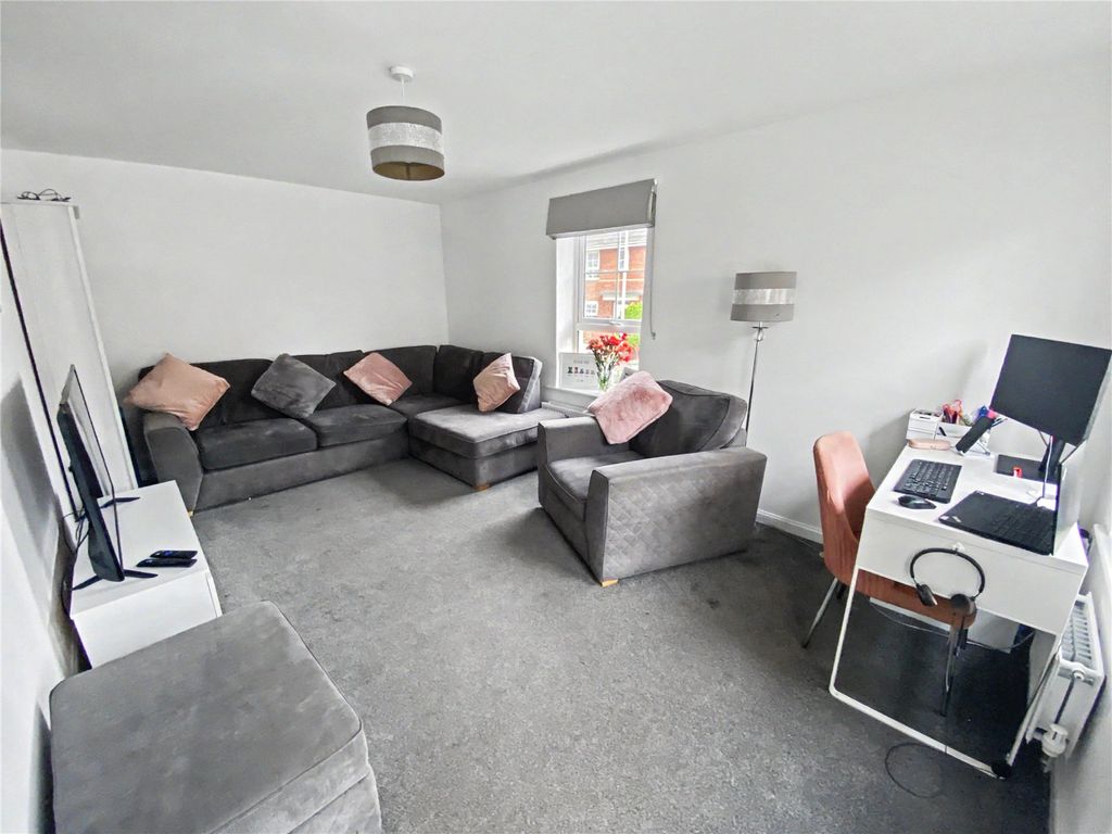 Property photo 2 of 9 Sitting Room