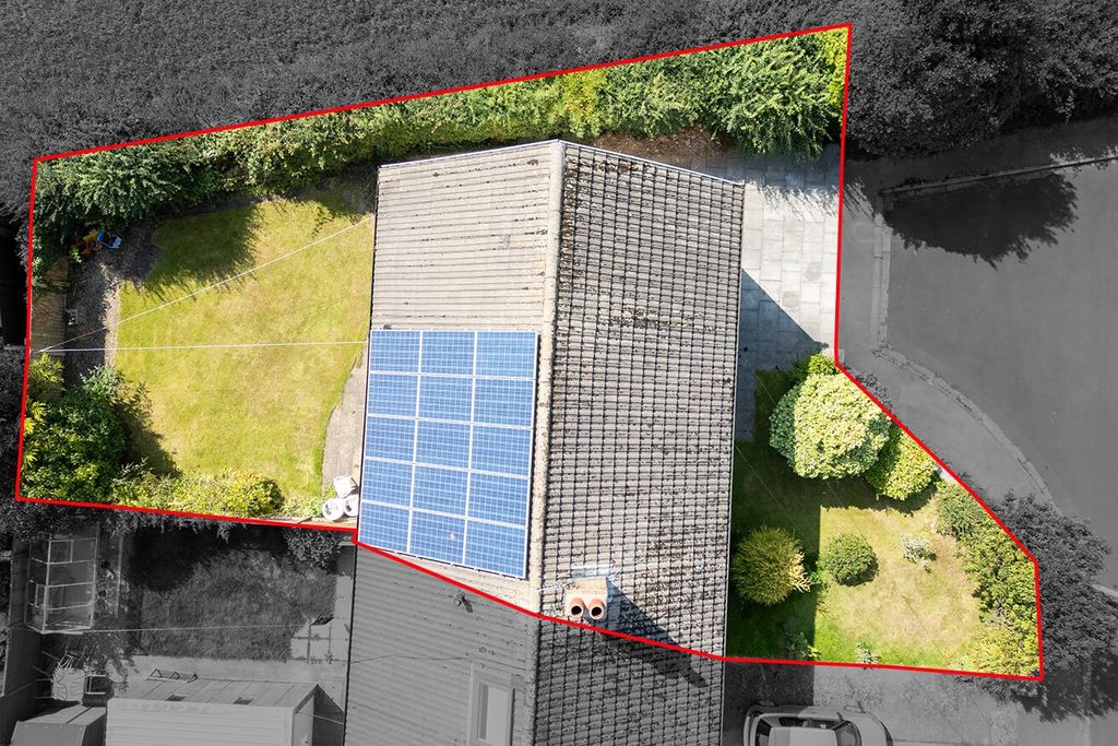 Property photo 2 of 19 4308983