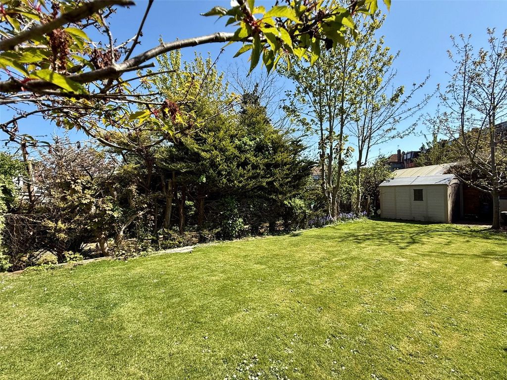 Property photo 2 of 16 Picture No. 09
