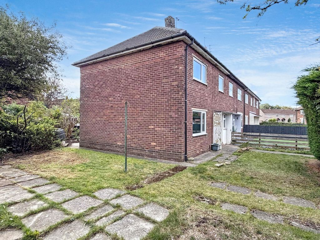 Property photo 1 of 27