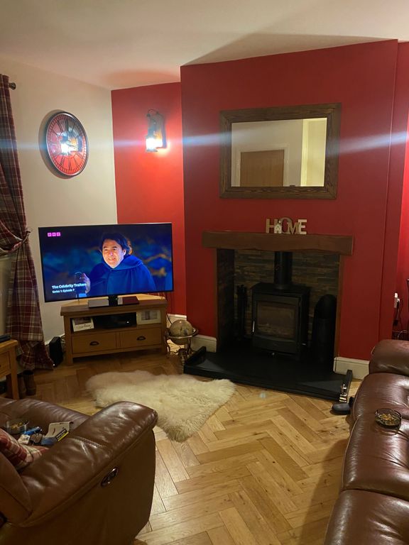 Property photo 3 of 25 Lounge