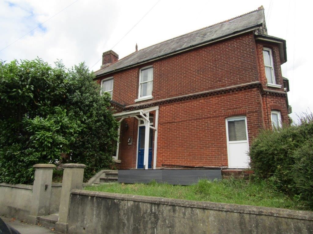 Property photo 3 of 3