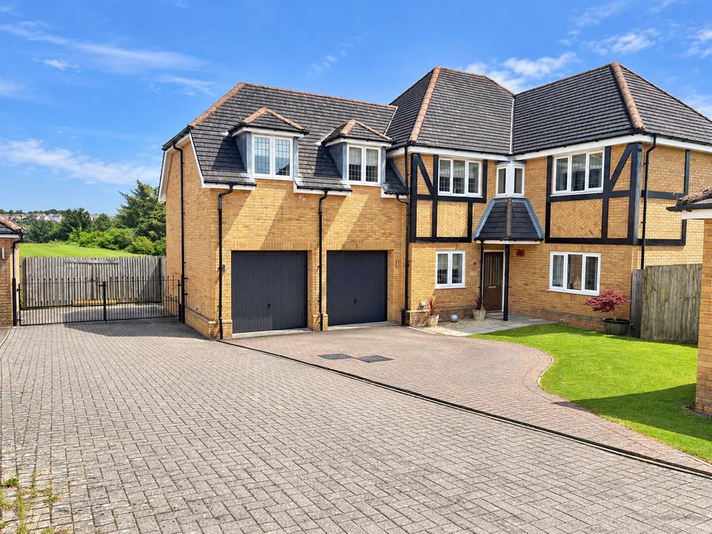 Property photo 1 of 30 7A19ba19-Dd6c-4498-B69A-d368F12Bfab8.Png