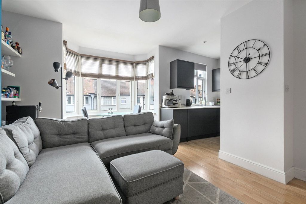 Property photo 3 of 12 Picture No. 08