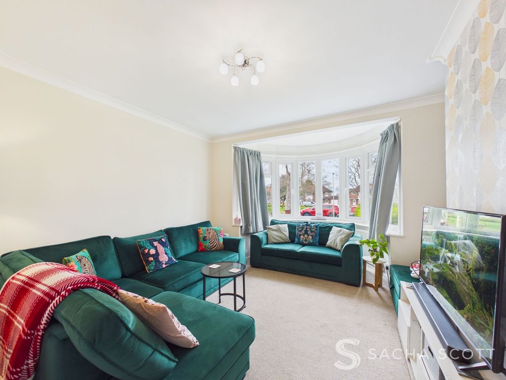 Property photo 2 of 44 Living Room