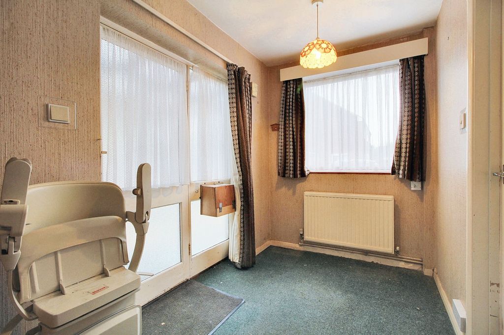 Property photo 3 of 13