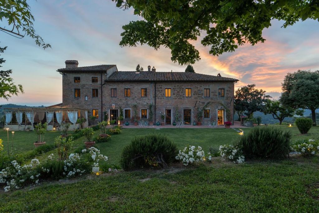 Property photo 2 of 40