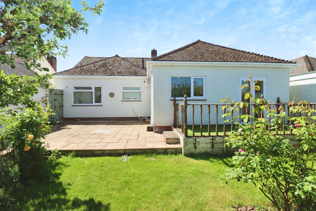 Property photo 2 of 18