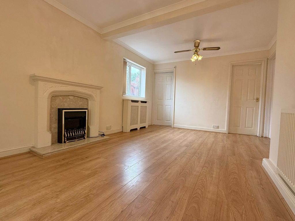 Property photo 2 of 10 Picture No. 06