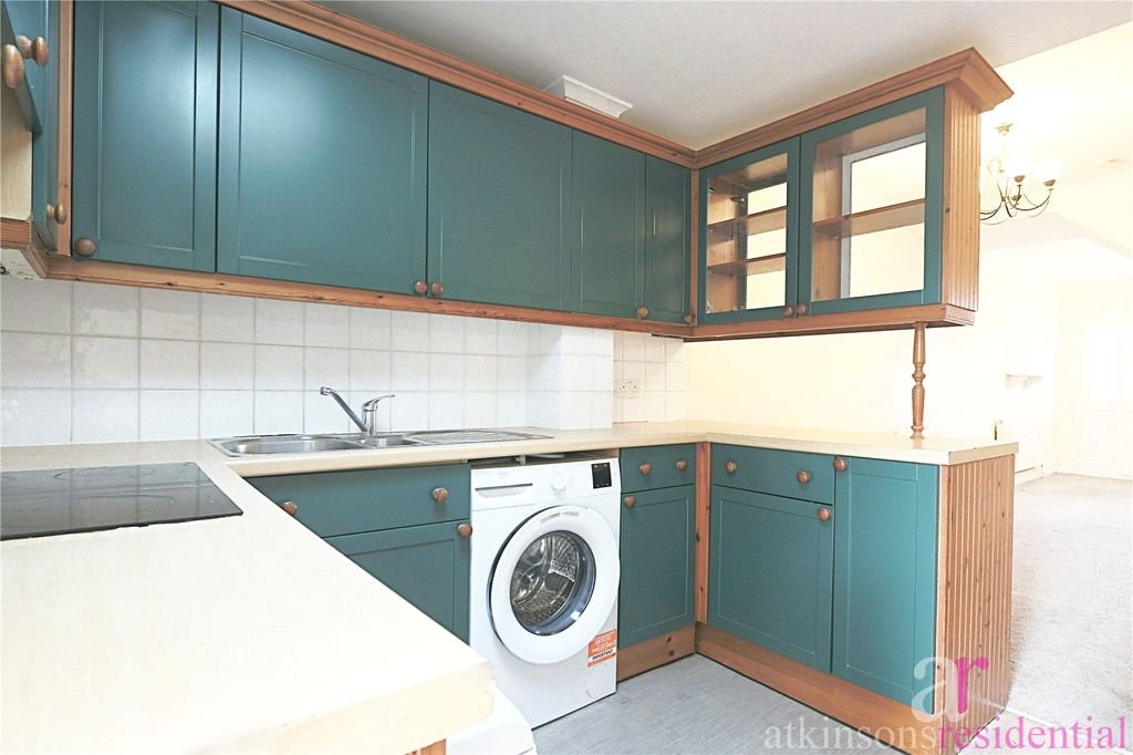 Property photo 3 of 15 Picture No. 08