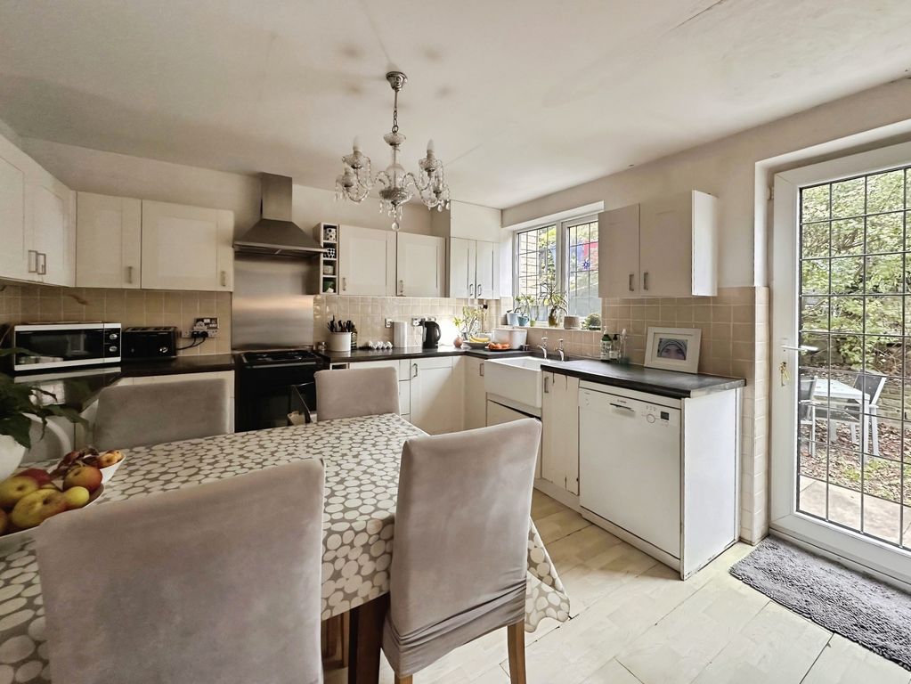 Property photo 2 of 20 Kitchen/Diner