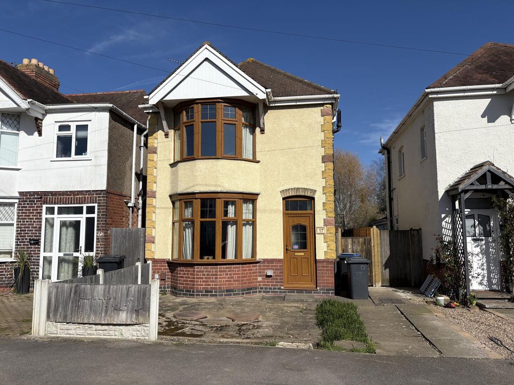 Property photo 1 of 11 Front (Exterior)