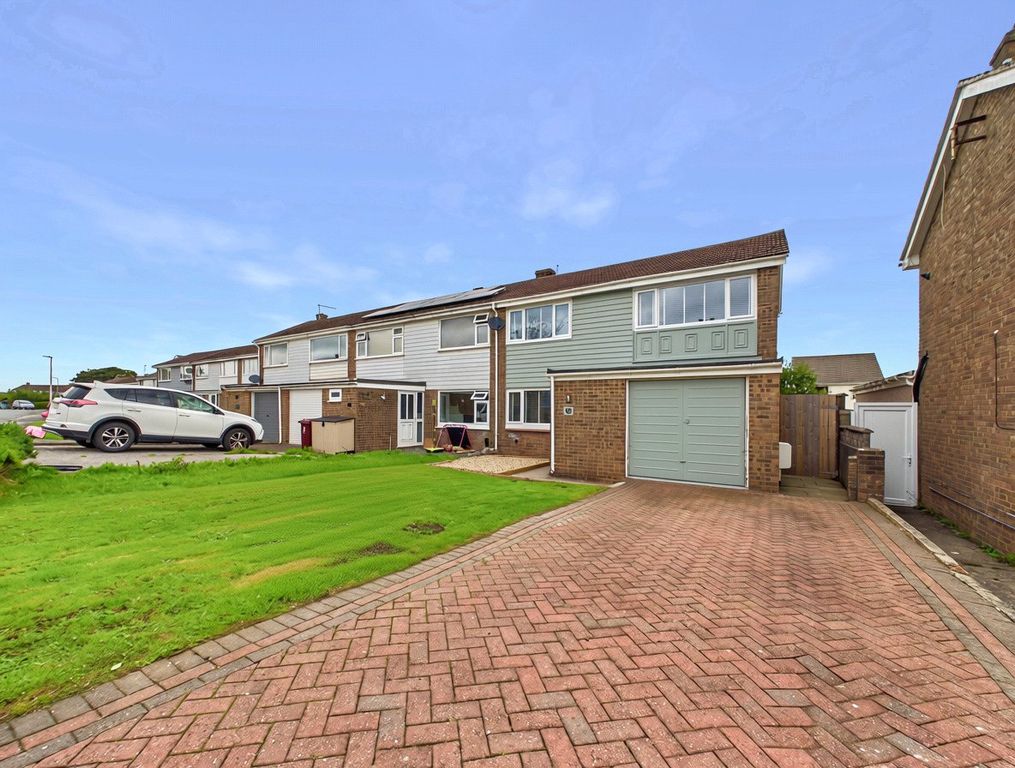 Property photo 1 of 36 Picture No. 06