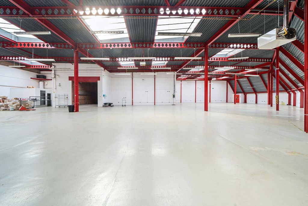 Property photo 3 of 13 1121294 6.Jpg