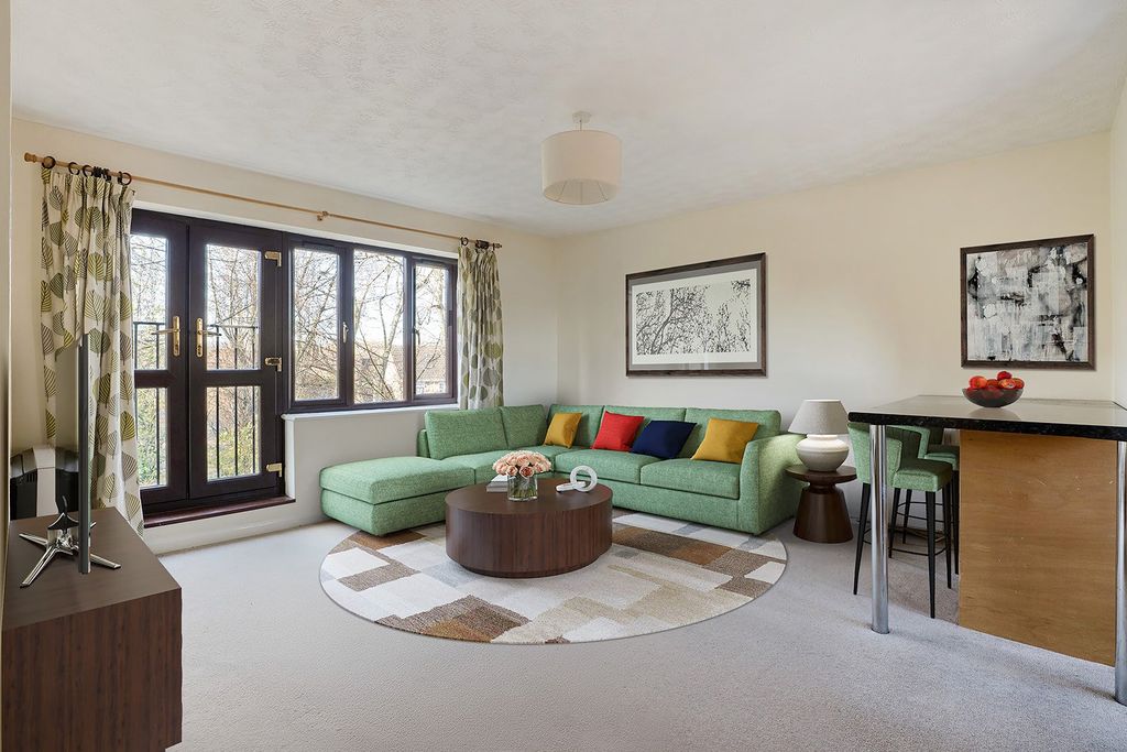 Property photo 1 of 6 1