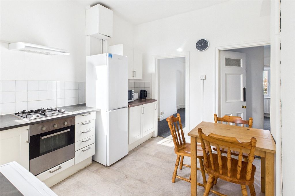 Property photo 2 of 12 Picture No. 09