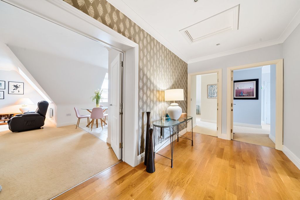 Property photo 2 of 17 1093584 (2).Jpg