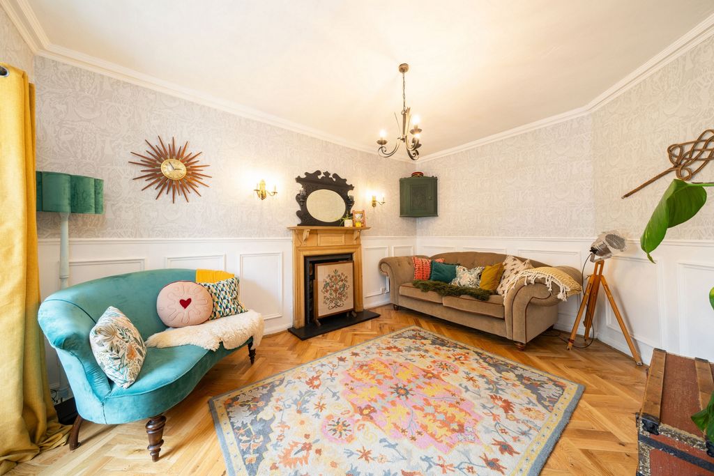 Property photo 2 of 29 Photo 24