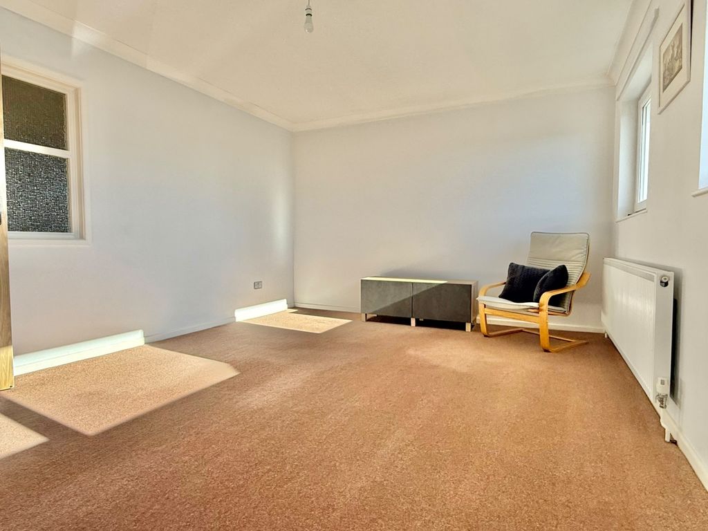 Property photo 2 of 10 2d66Fa85-80Ca-46E1-A1d2-689c7543041c