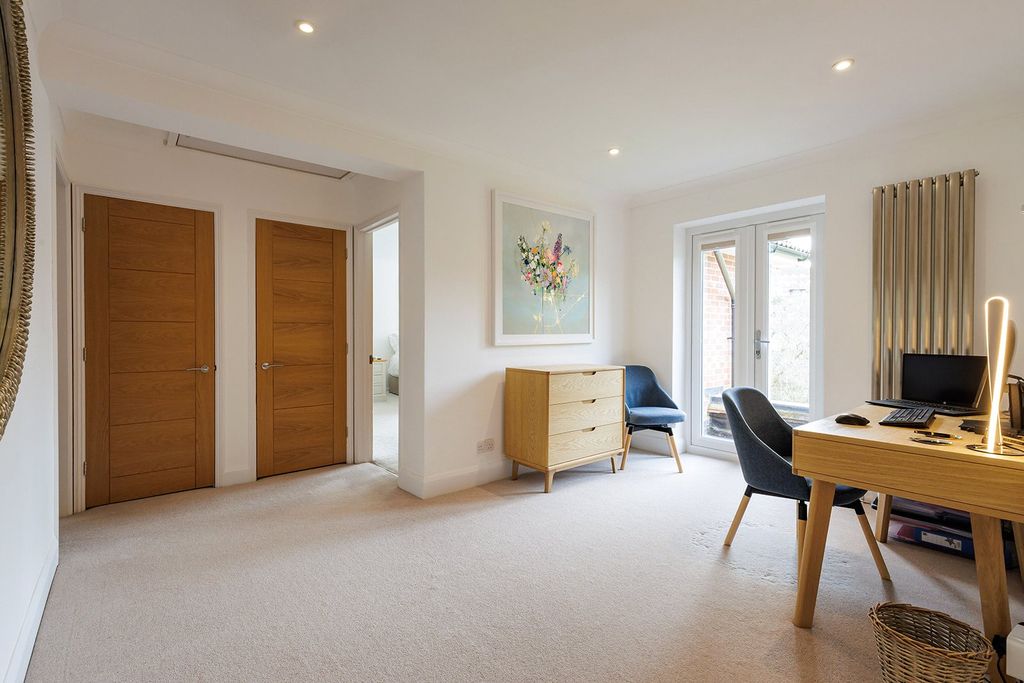 Additional image 17 of 5 bed detached house for saleWaterside Lane, Godalming, Surrey GU7