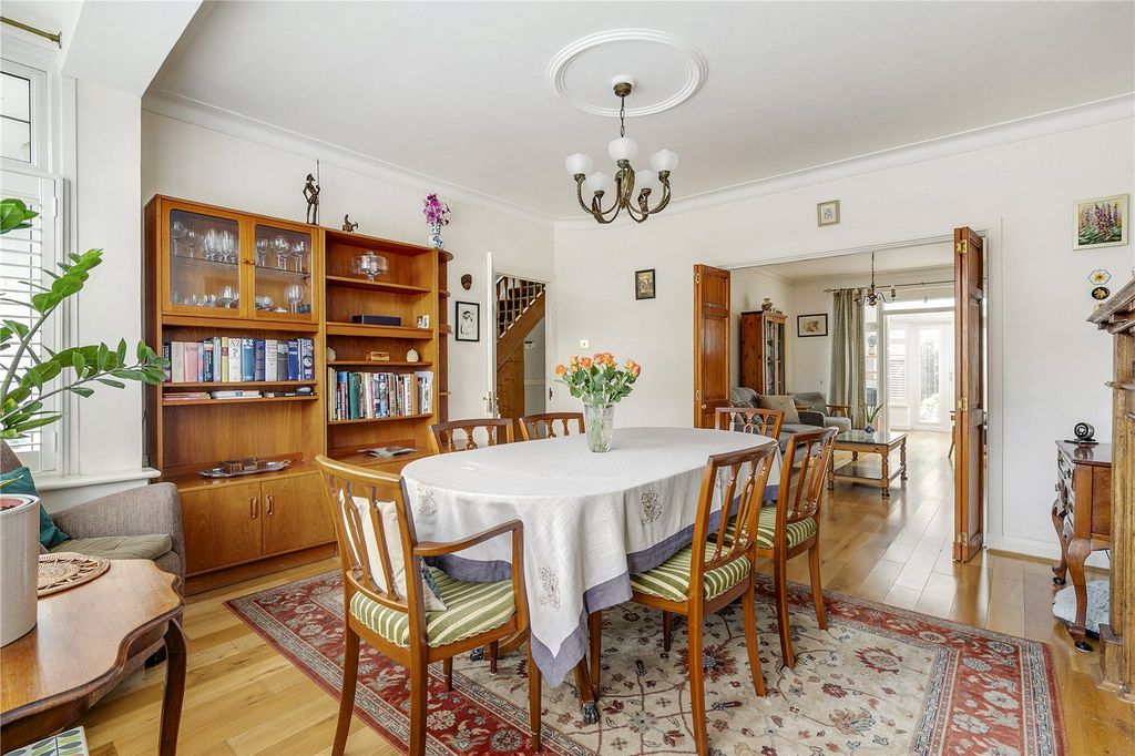 Property photo 2 of 10 Reception