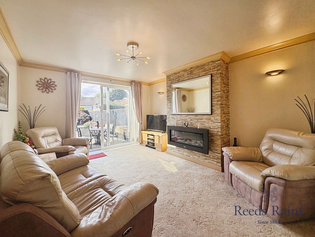 Property photo 2 of 14 Pbox-Img.Jpg