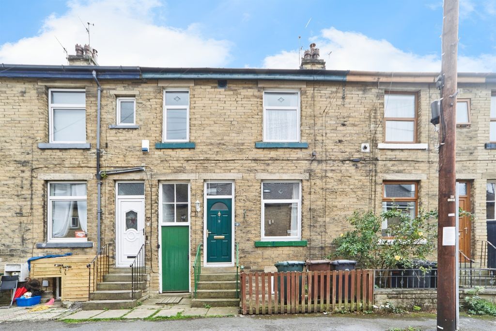 Property photo 1 of 16