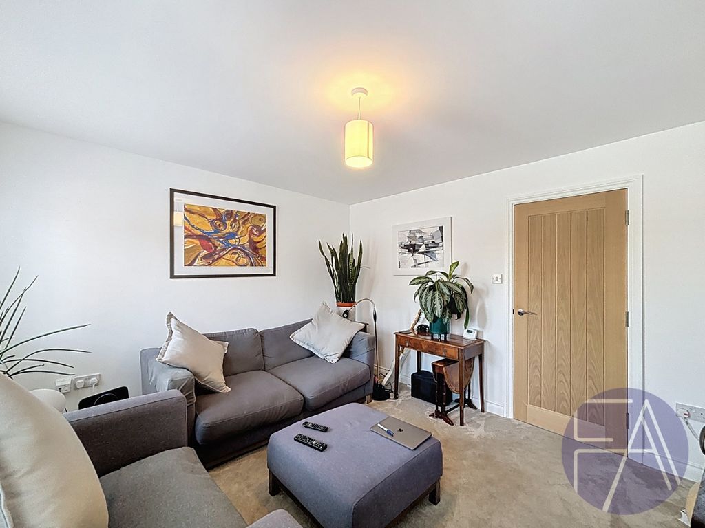Property photo 3 of 22 4498084