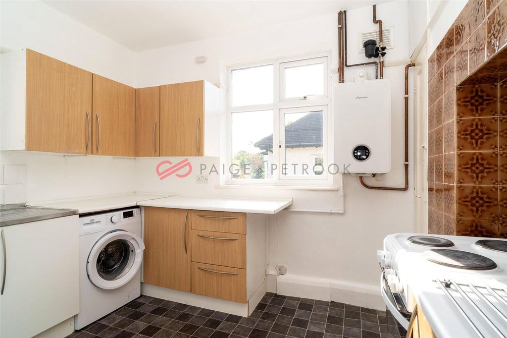 Property photo 3 of 9 Picture No. 20