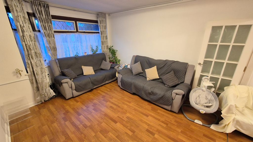 Property photo 3 of 40 Photo 3