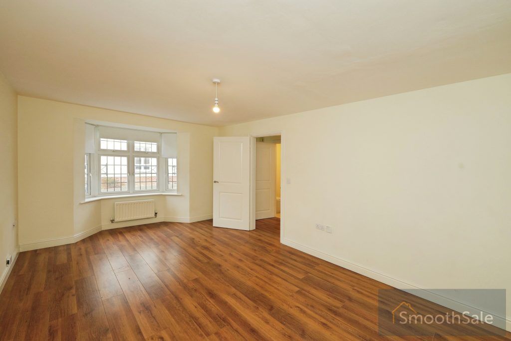 Property photo 2 of 28