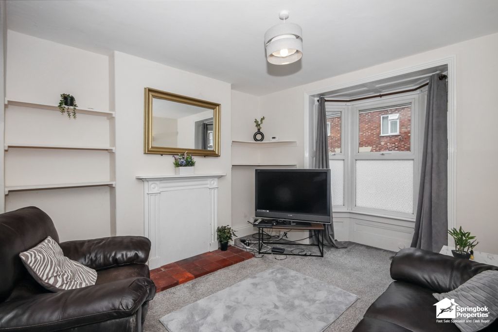 Property photo 2 of 16 Image 2