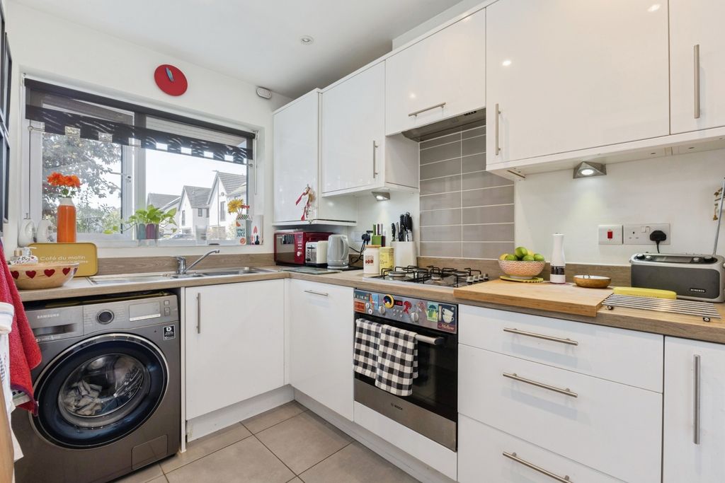 Property photo 2 of 18 Pbox-Img.Jpg