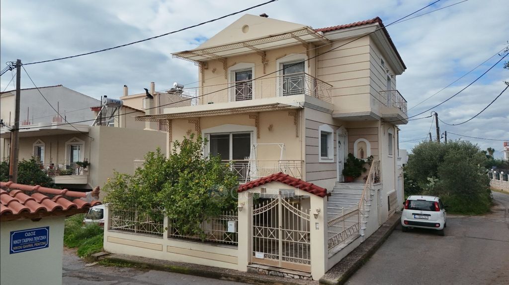 Property photo 1 of 20