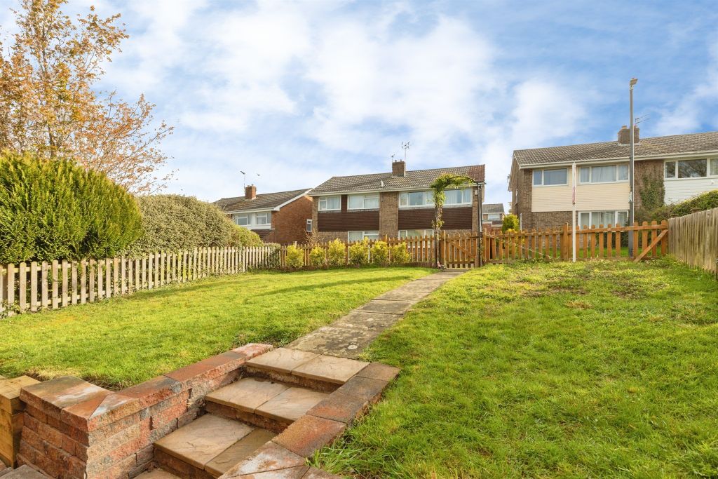 Property photo 2 of 18