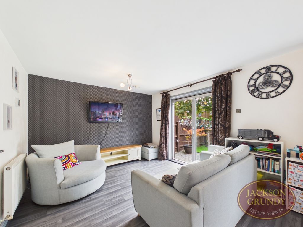 Property photo 3 of 20 Broomhill Crescent