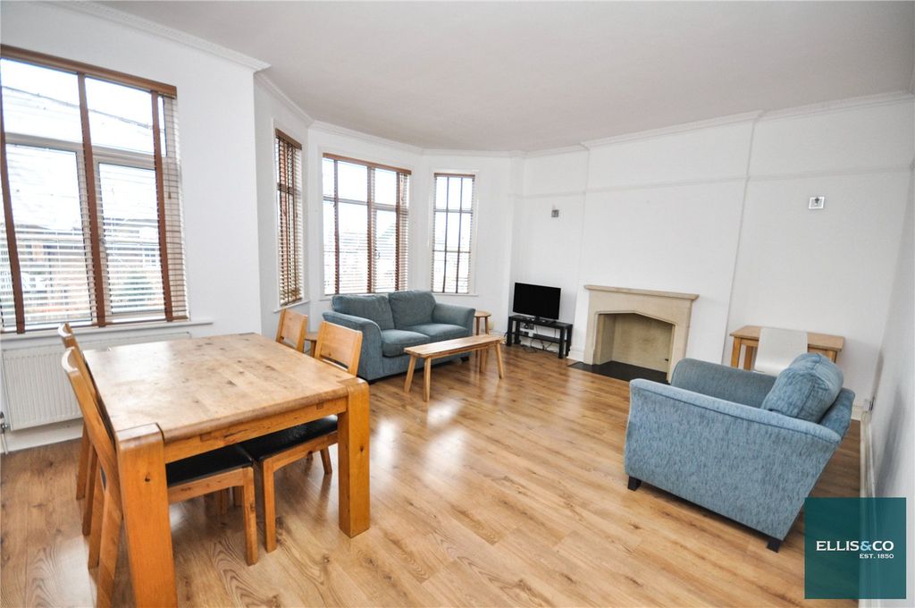 Property photo 2 of 13 Picture No. 03