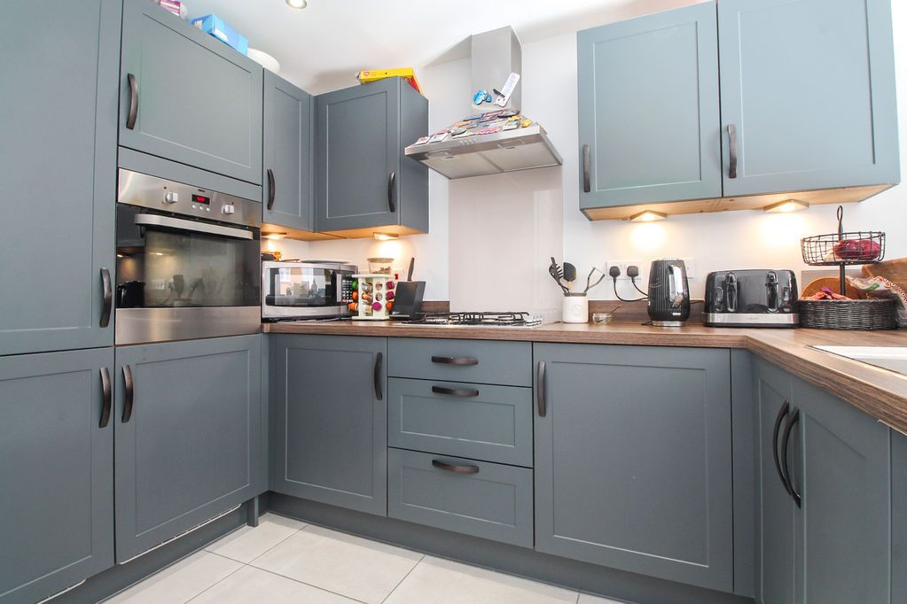 Property photo 2 of 16 Kitchen/Diner
