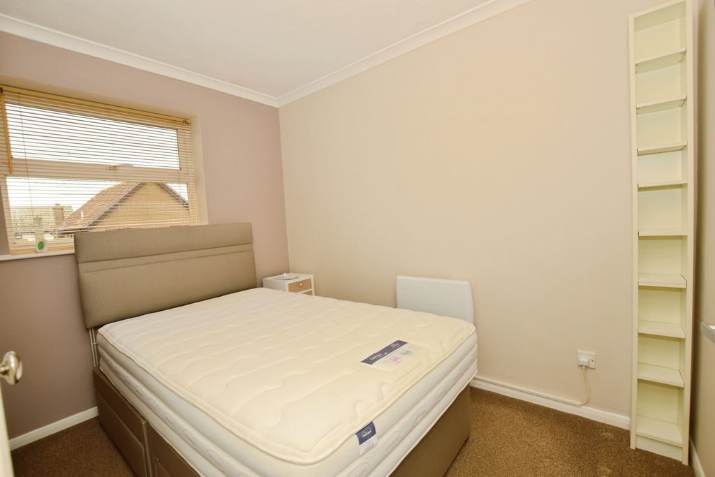 Property photo 3 of 17 Photo