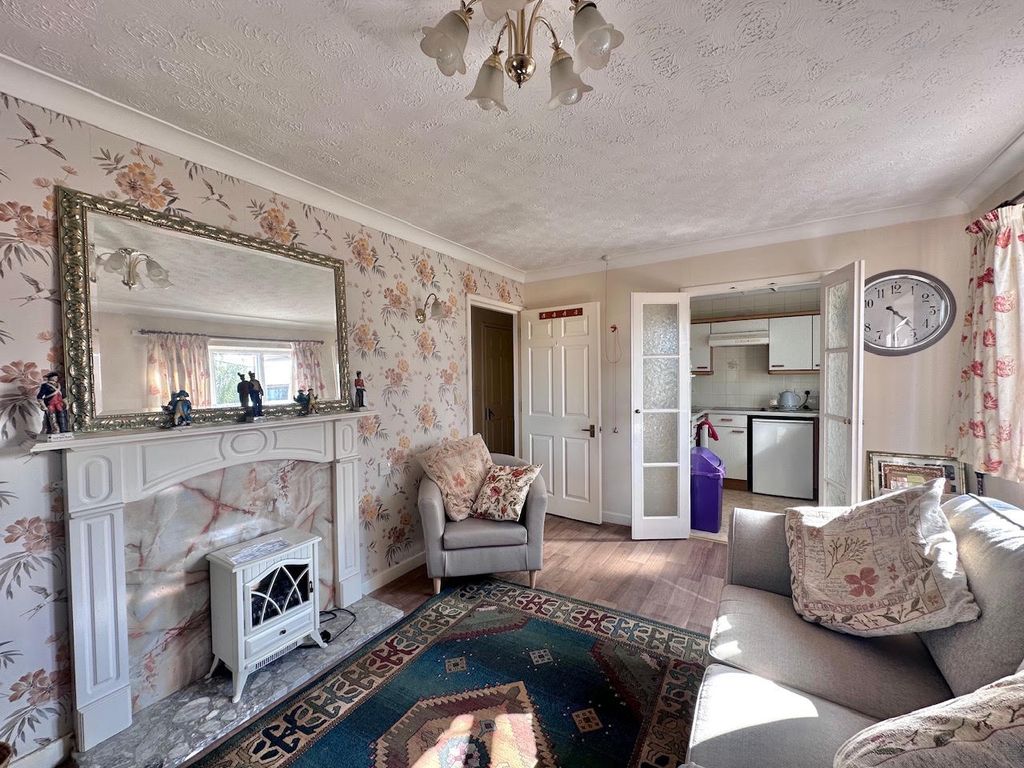 Property photo 3 of 22 7