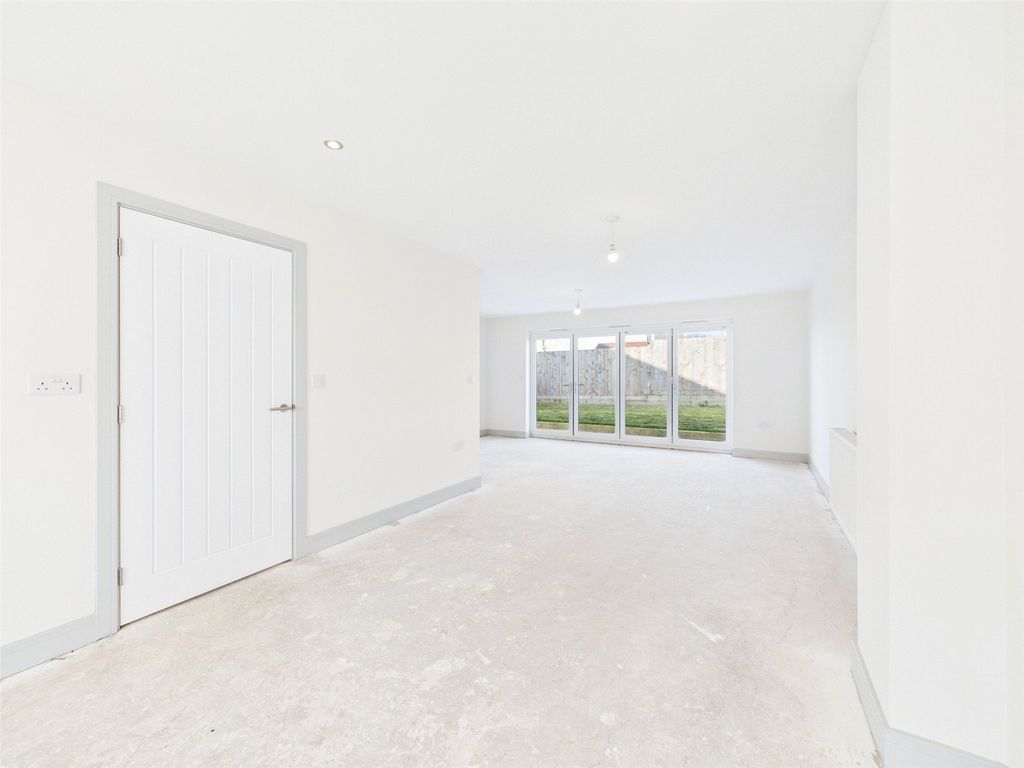 Property photo 3 of 16 Picture No. 03