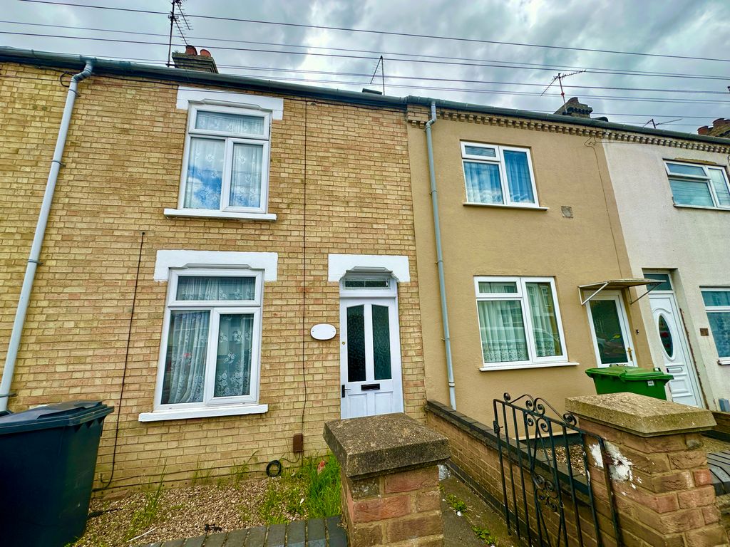 Property photo 1 of 11 Front