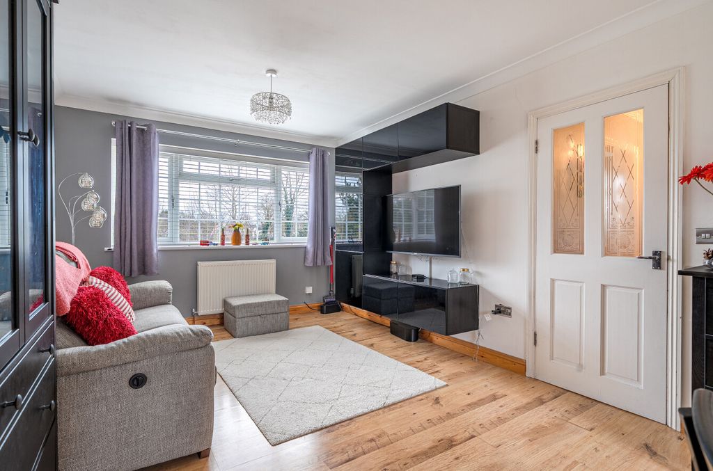 Property photo 2 of 23 1408281-17-6994B8...