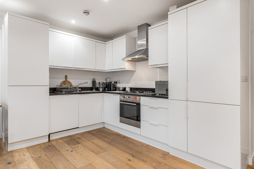 Property photo 2 of 16 Open Plan Living