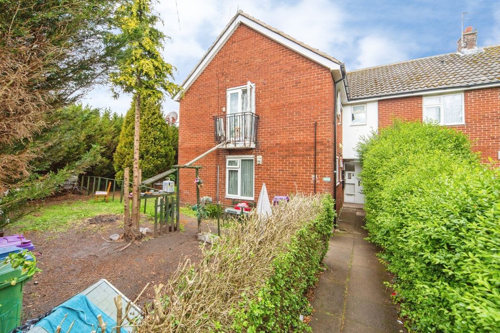 Property photo 1 of 18 Pbox-Img.Jpg